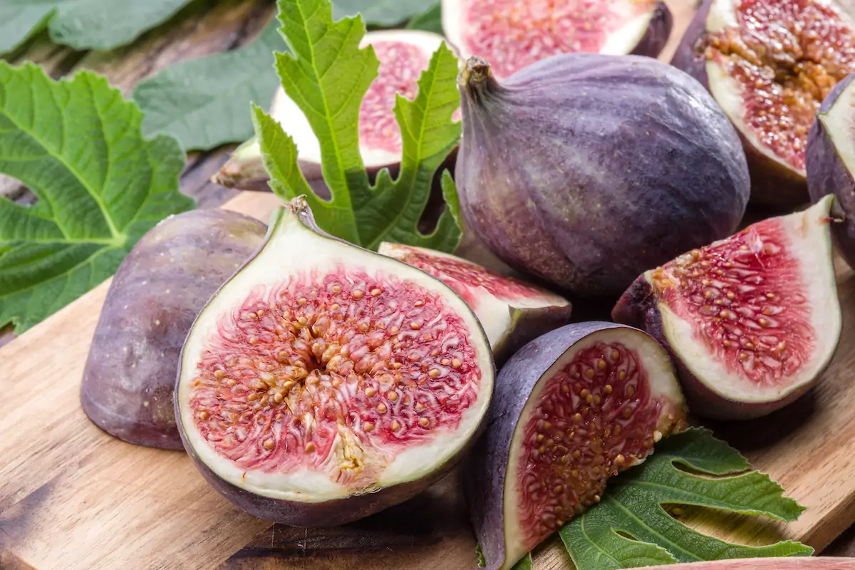 Figues-©-Valentyn-Volkov-shutterstock