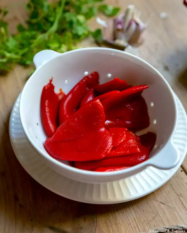 Rincez-et-égouttez-les-piments-del-piquillo-600x749